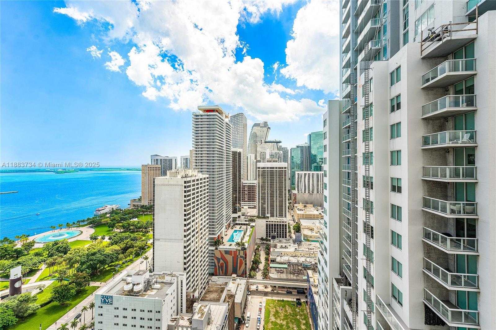 Small Image of 244 BISCAYNE BLVD #3609, Miami Number 28
