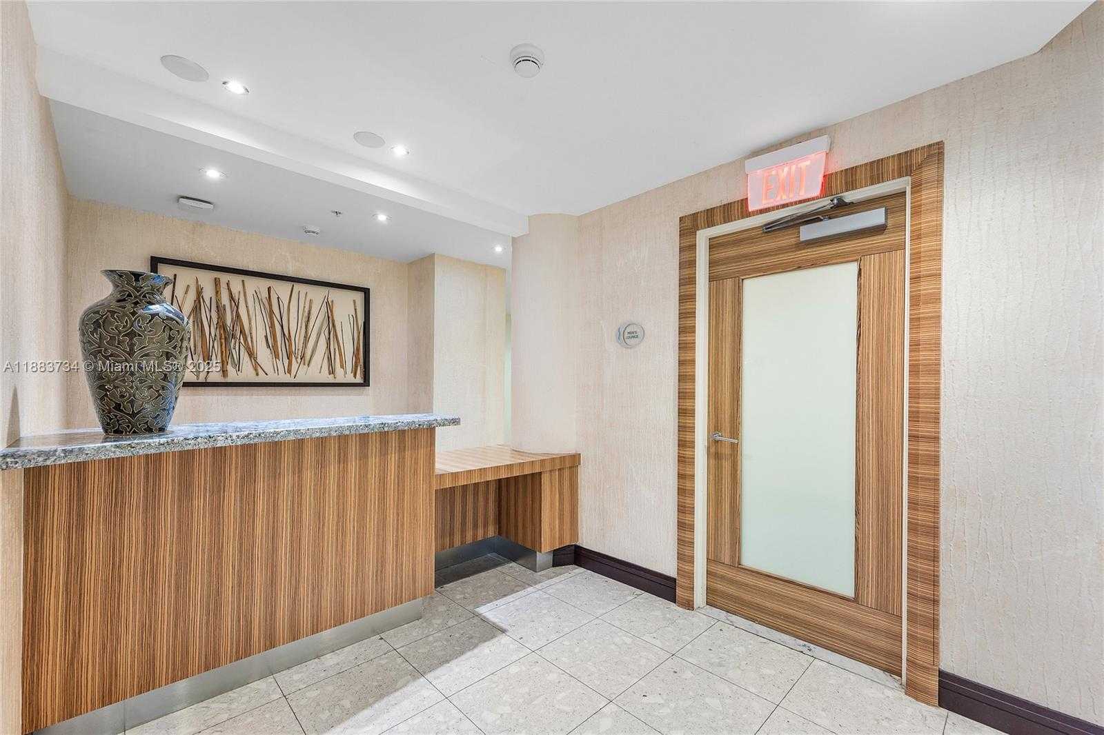 Small Image of 244 BISCAYNE BLVD #3609, Miami Number 37