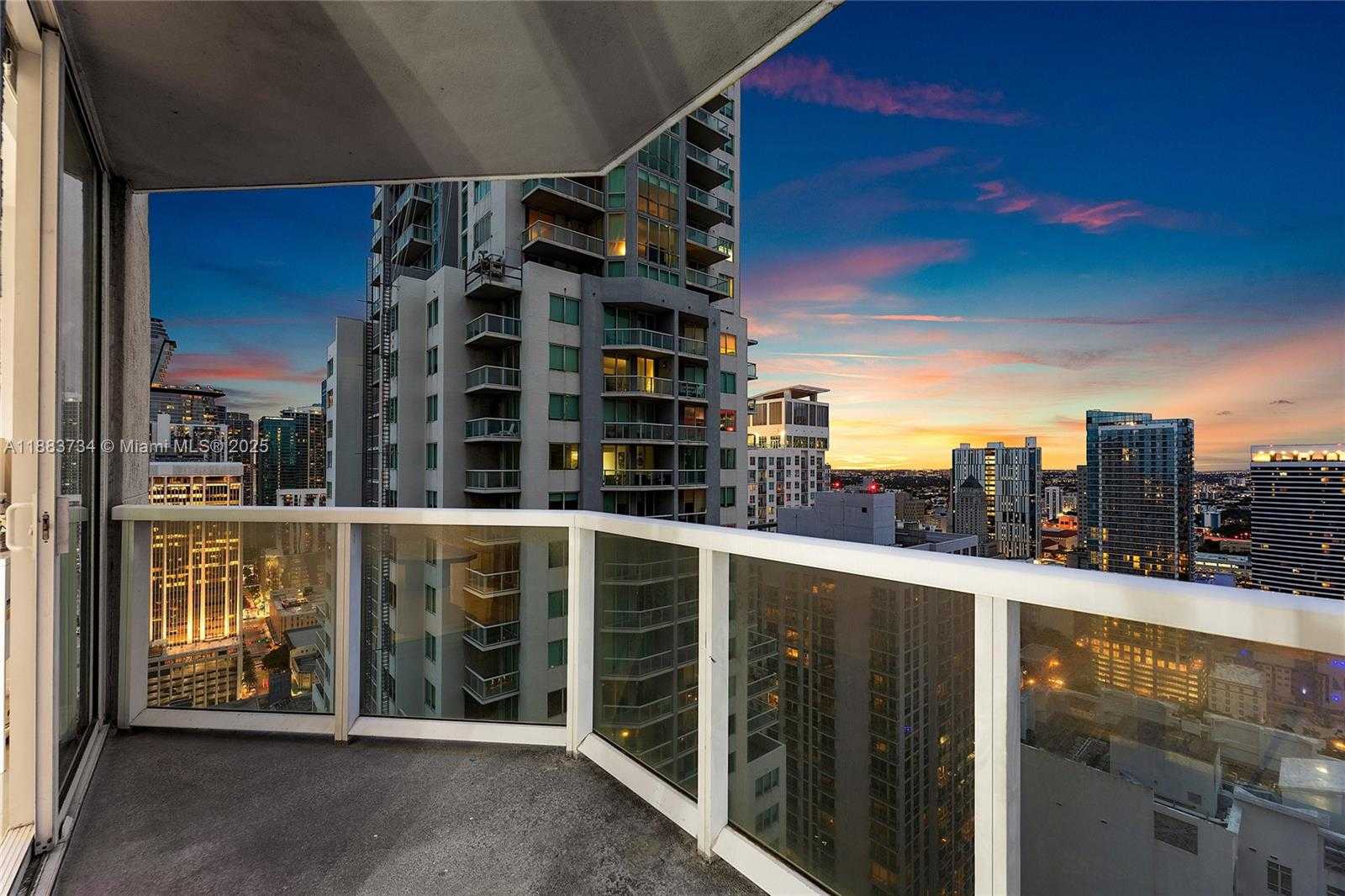 Small Image of 244 BISCAYNE BLVD #3609, Miami Number 61