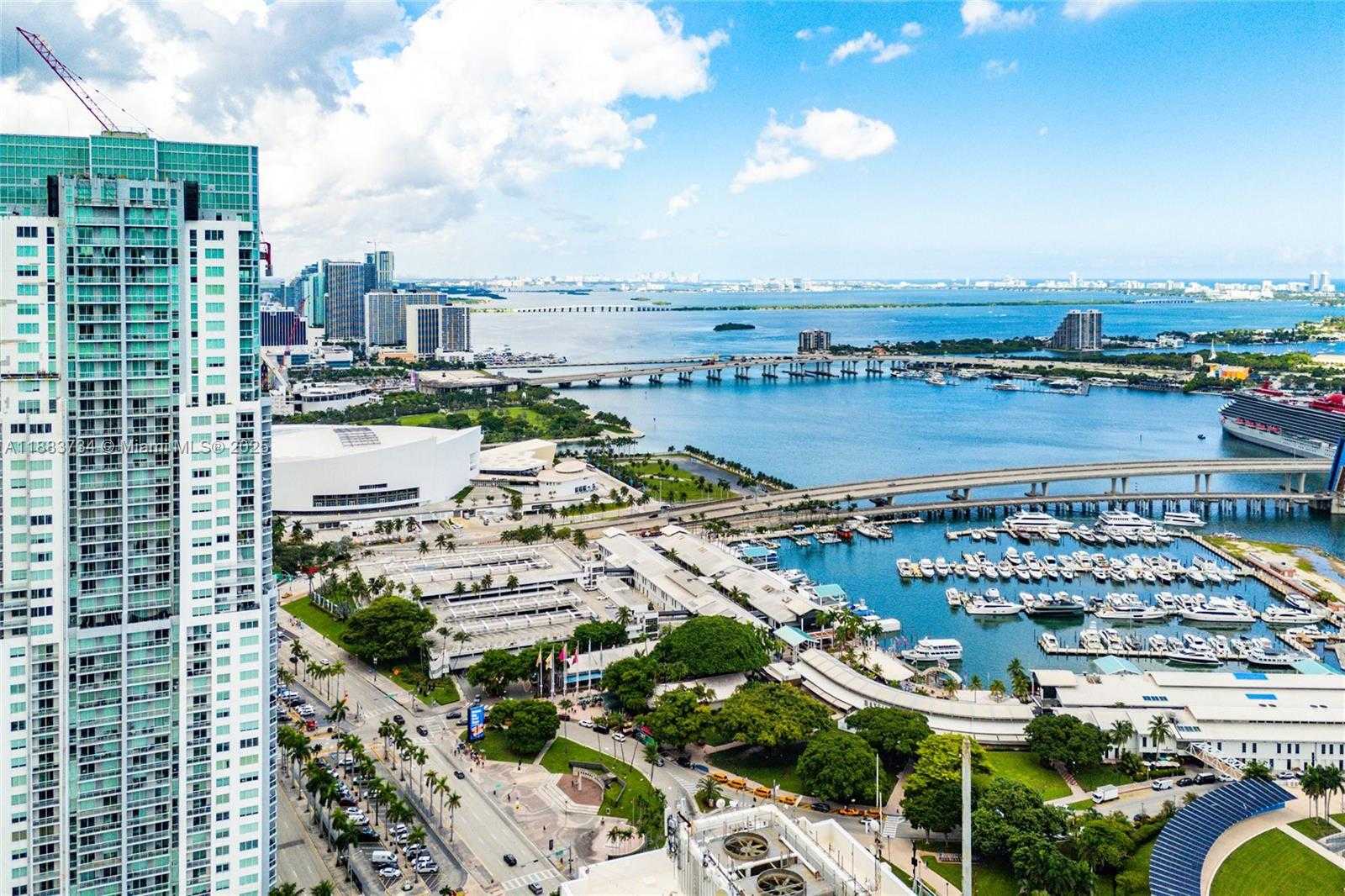 Small Image of 244 BISCAYNE BLVD #3609, Miami Number 74