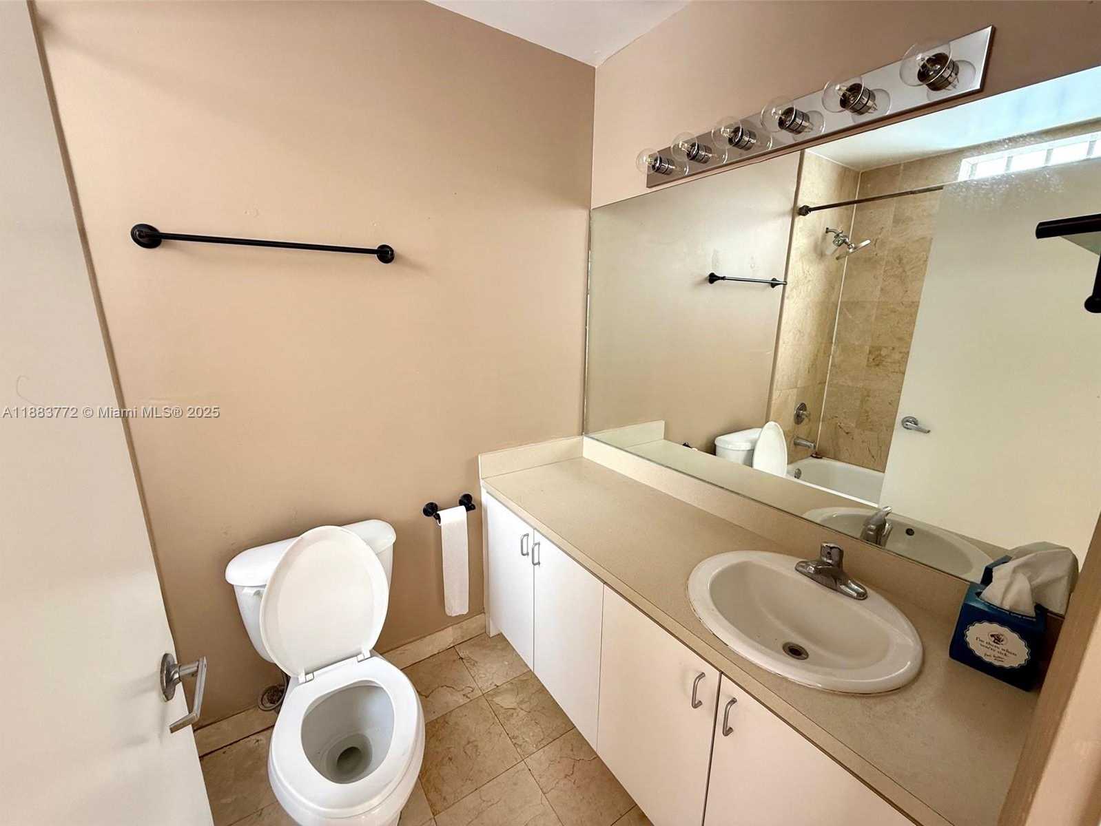 Small Image of 1528 DREXEL AVE #B2, Miami Beach Number 13