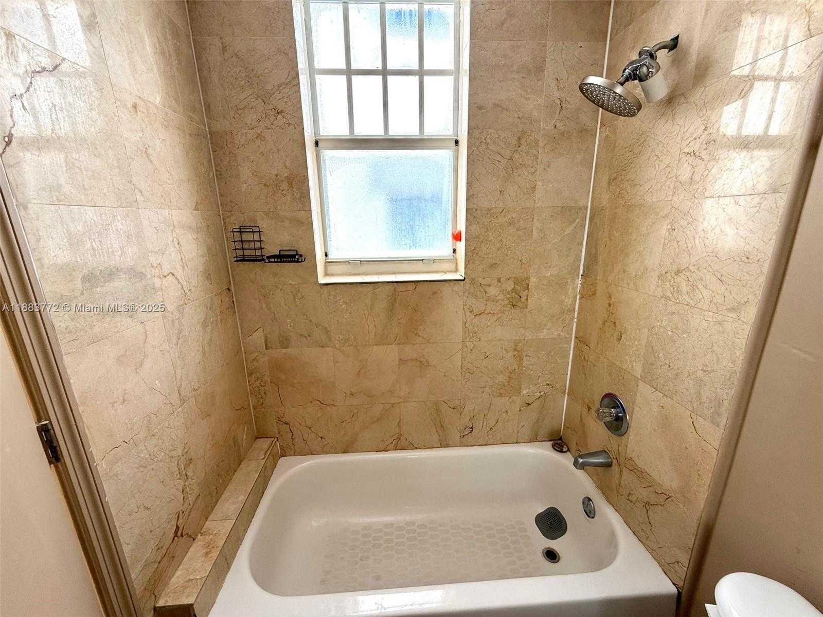 Small Image of 1528 DREXEL AVE #B2, Miami Beach Number 14