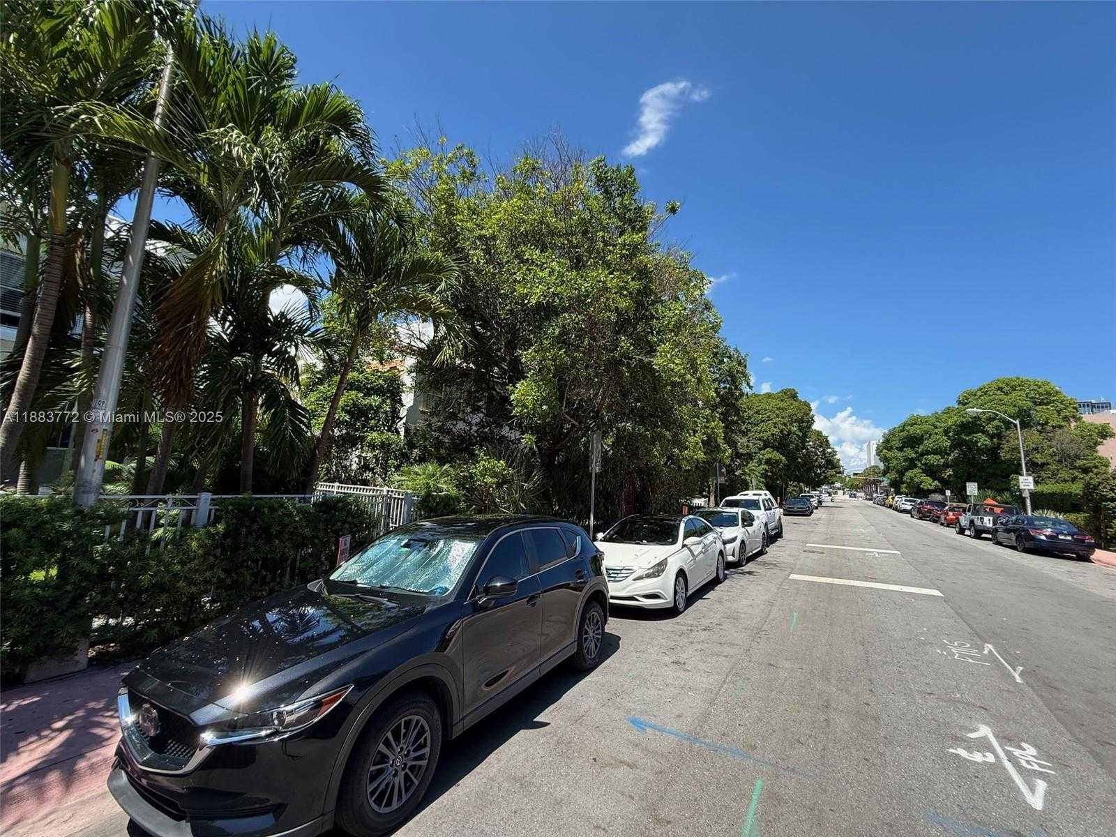 Small Image of 1528 DREXEL AVE #B2, Miami Beach Number 19