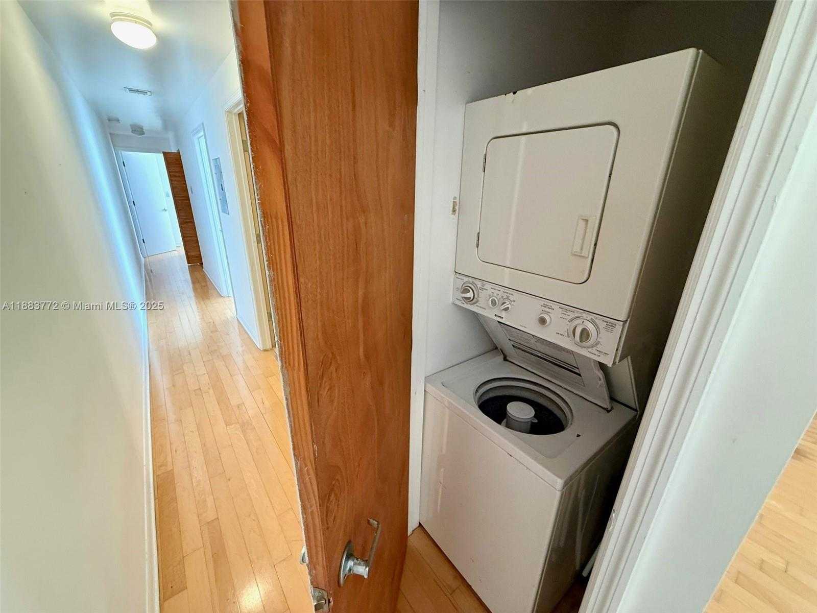 Small Image of 1528 DREXEL AVE #B2, Miami Beach Number 9
