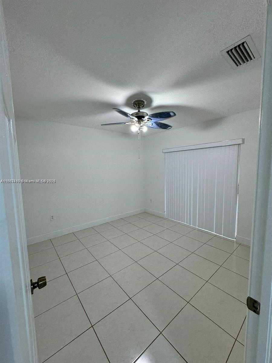 Small Image of 27070 SOUTH WEST 134TH PL, Homestead Number 10