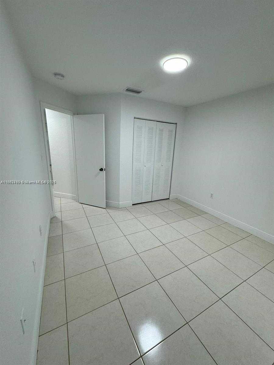 Small Image of 27070 SOUTH WEST 134TH PL, Homestead Number 9