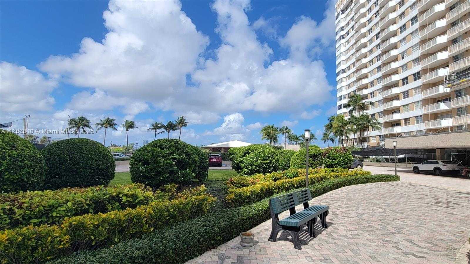 Small Image of 1965 SOUTH OCEAN DR #ME, Hallandale Beach Number 17