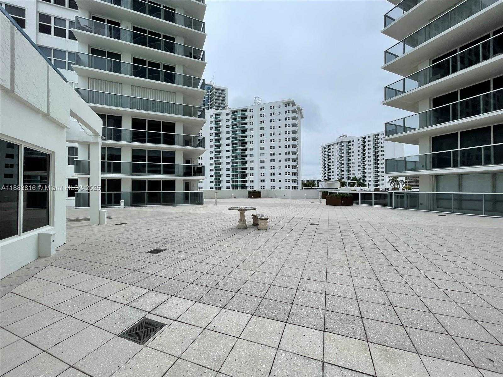 Small Image of 2751 SOUTH OCEAN DR #1204S, Hollywood Number 68