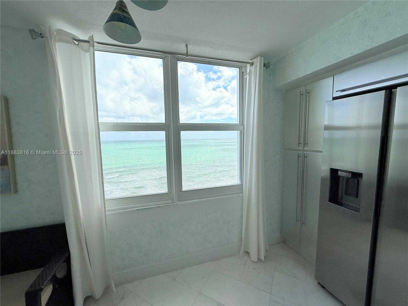 Small Image of 2751 SOUTH OCEAN DR #1204S, Hollywood Number 84