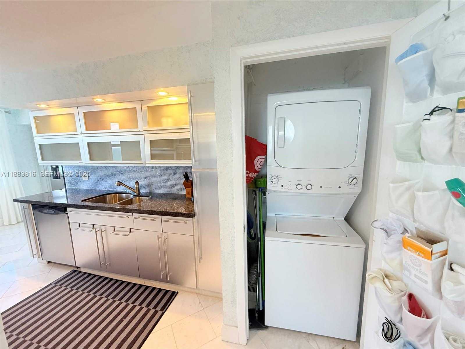 Small Image of 2751 SOUTH OCEAN DR #1204S, Hollywood Number 92