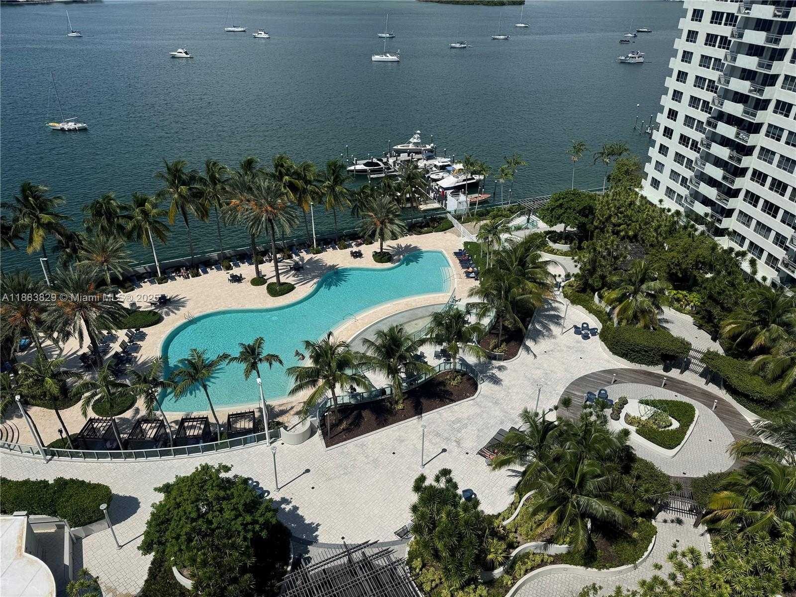 Small Image of 1500 BAY RD #1414, Miami Beach Number 5