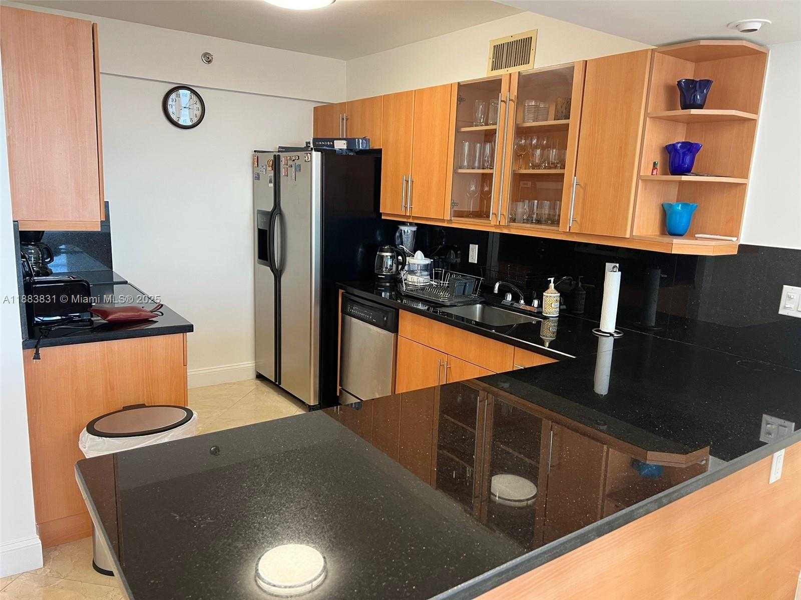 Small Image of 100 LINCOLN RD #848, Miami Beach Number 16