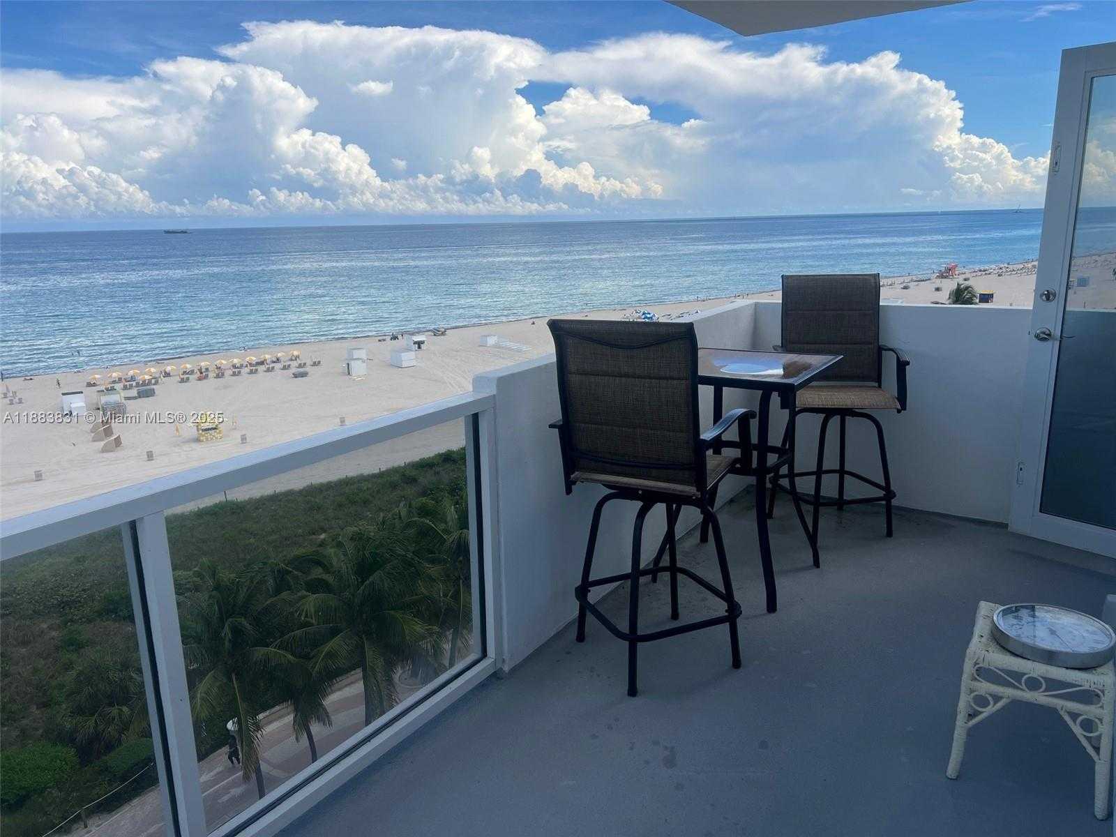 Small Image of 100 LINCOLN RD #848, Miami Beach Number 2