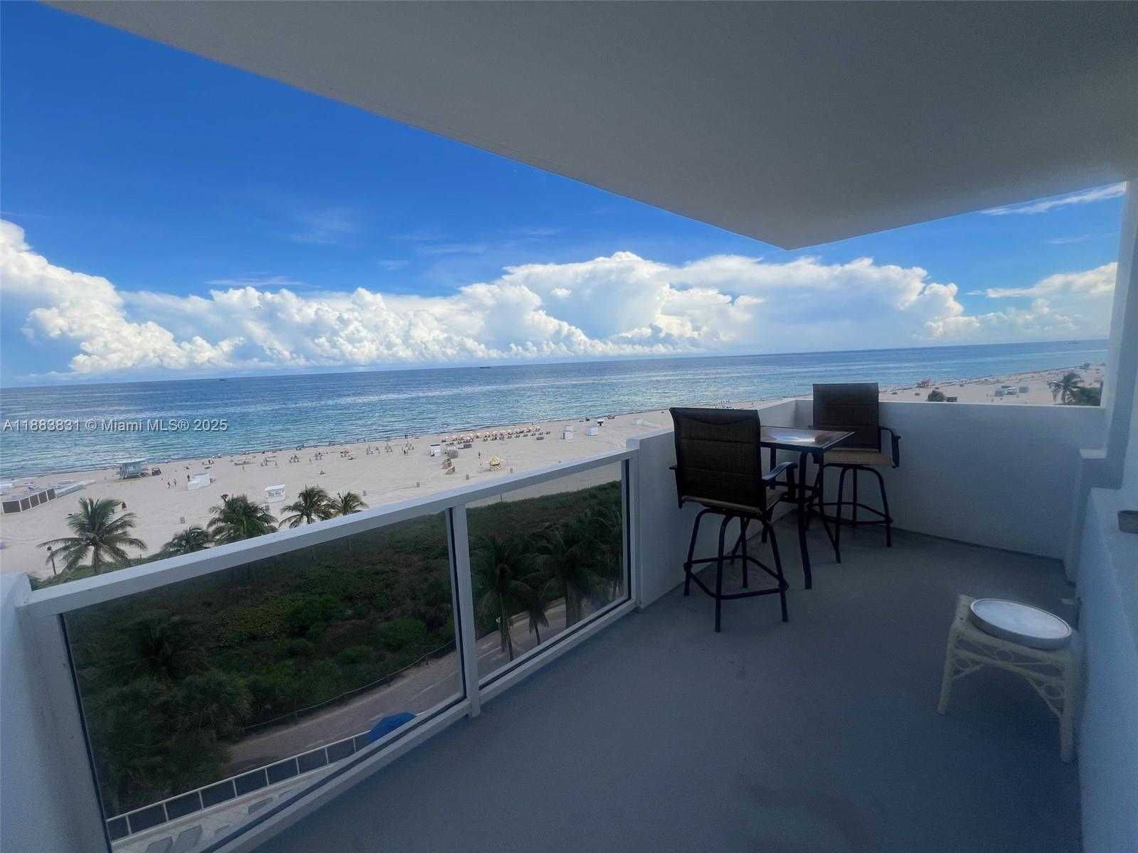 Small Image of 100 LINCOLN RD #848, Miami Beach Number 3