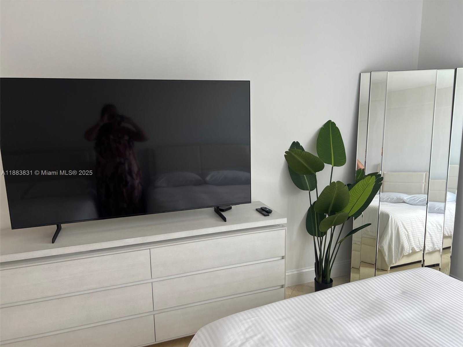 Small Image of 100 LINCOLN RD #848, Miami Beach Number 30