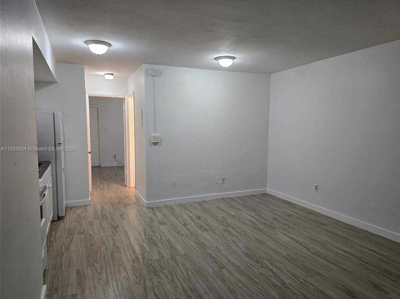 Small Image of 1140 71ST ST #3, Miami Beach Number 3