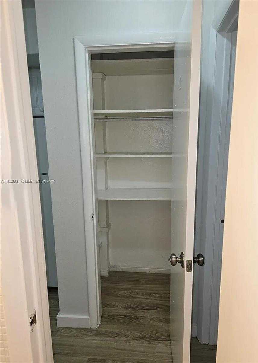Small Image of 1140 71ST ST #3, Miami Beach Number 7