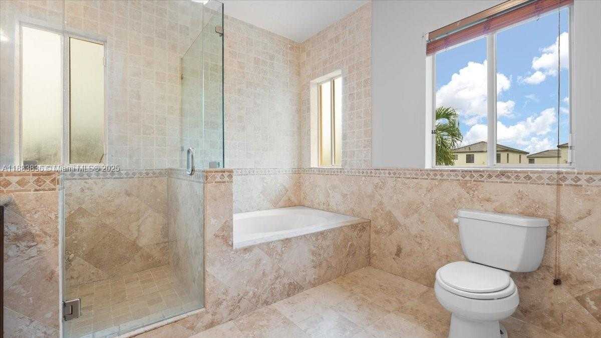 Small Image of 15789 SOUTH WEST 138TH TER #15789, Miami Number 14