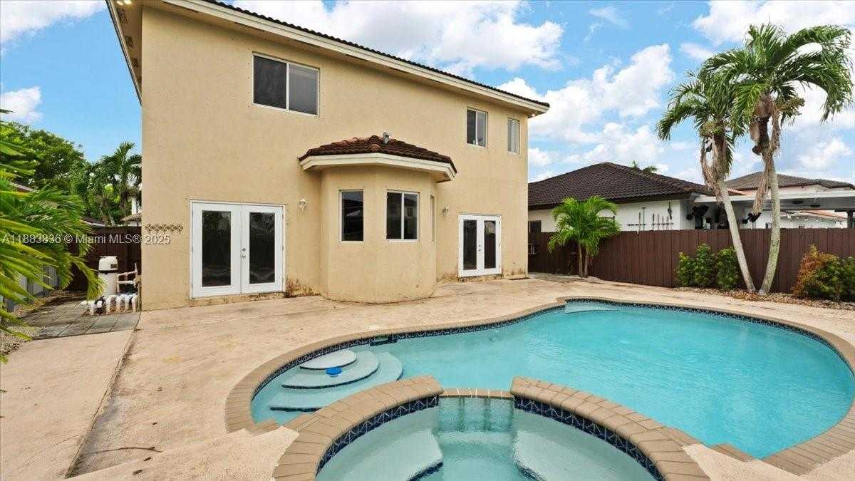 Small Image of 15789 SOUTH WEST 138TH TER #15789, Miami Number 23