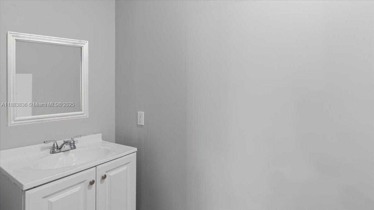 Small Image of 15789 SOUTH WEST 138TH TER #15789, Miami Number 9
