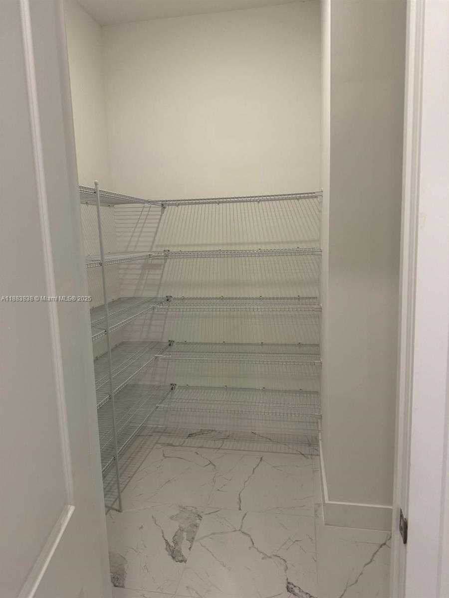 Small Image of 12303 SOUTH WEST 44TH ST, Davie Number 24