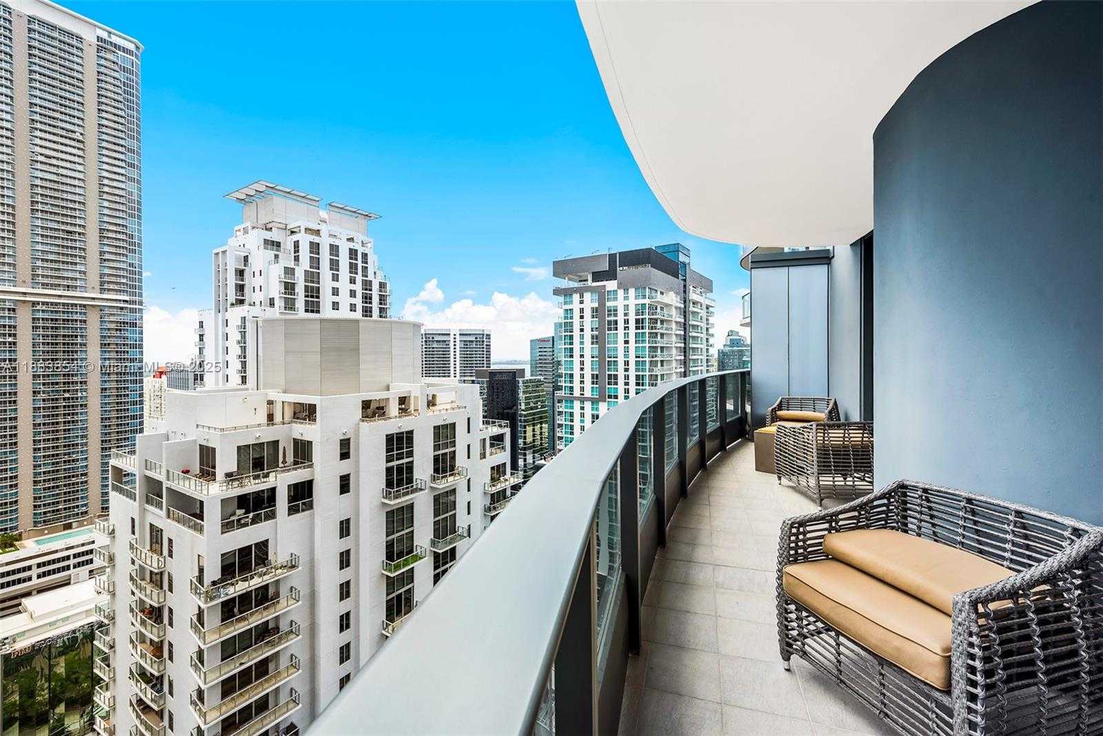 Small Image of 1000 BRICKELL PLZ #4005, Miami Number 16