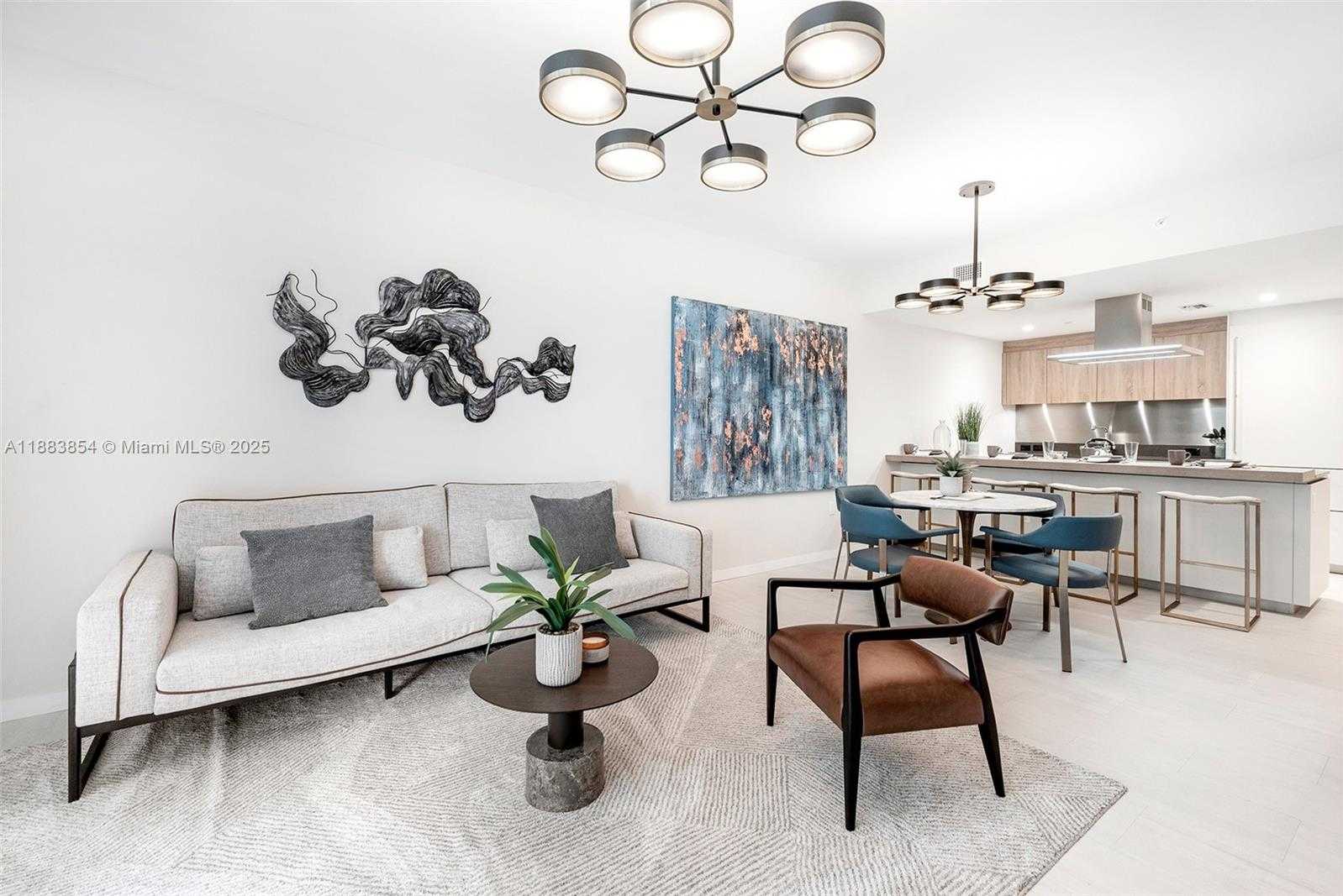 Small Image of 1000 BRICKELL PLZ #4005, Miami Number 2
