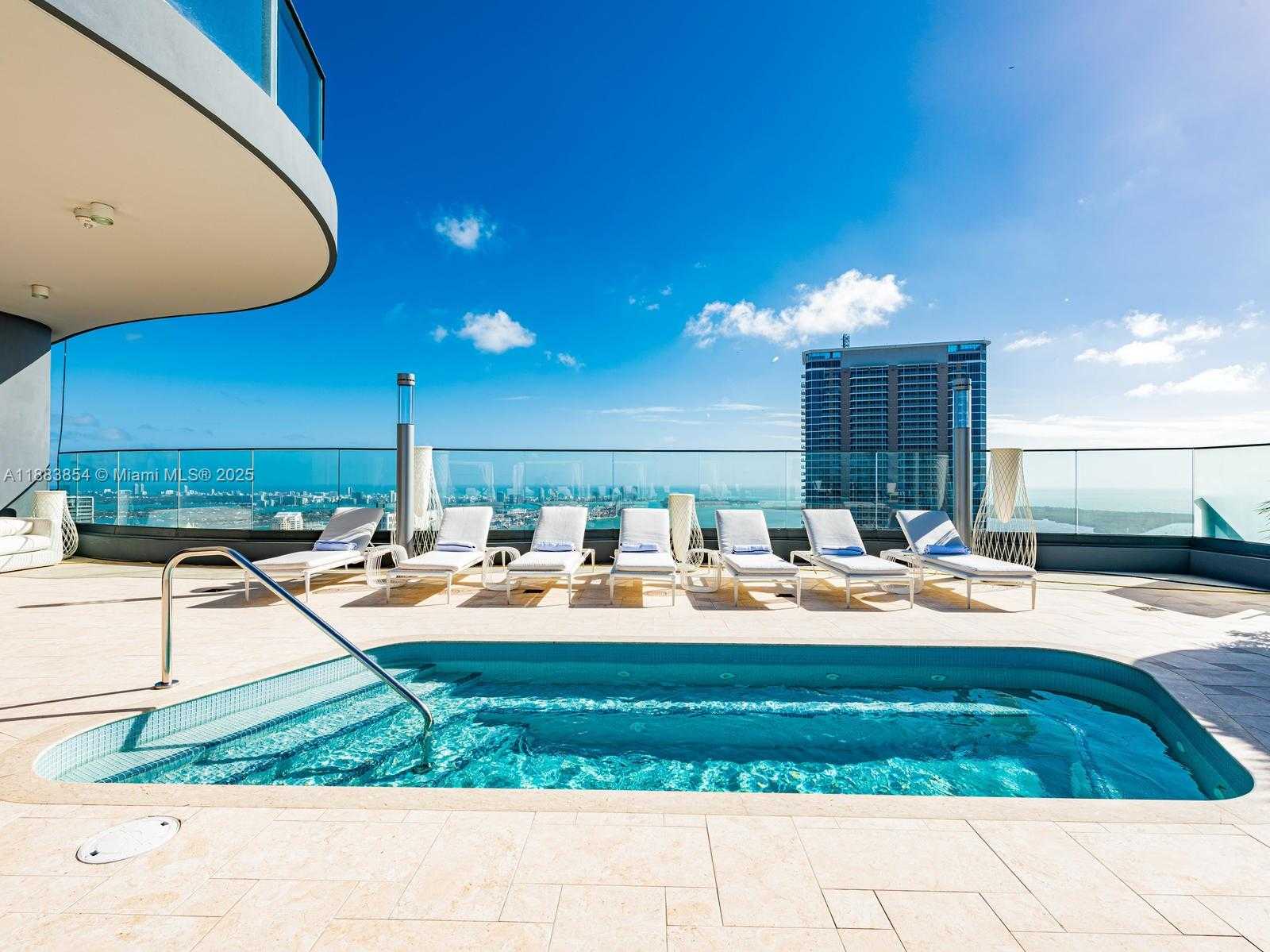 Small Image of 1000 BRICKELL PLZ #4005, Miami Number 20
