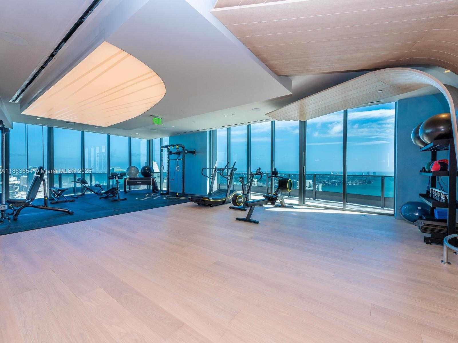 Small Image of 1000 BRICKELL PLZ #4005, Miami Number 25