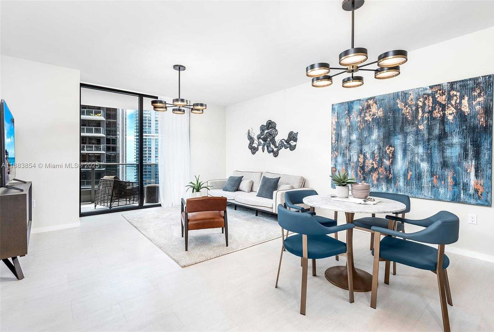 Small Image of 1000 BRICKELL PLZ #4005, Miami Number 3