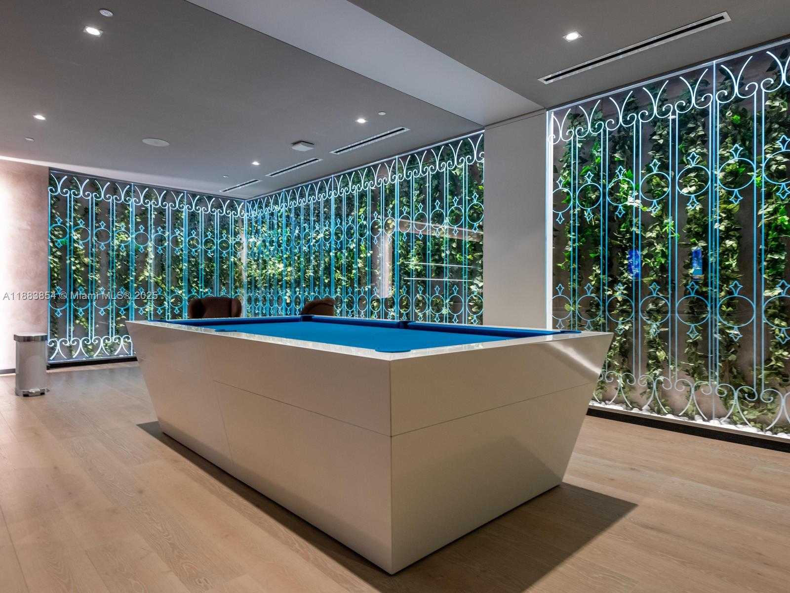 Small Image of 1000 BRICKELL PLZ #4005, Miami Number 32