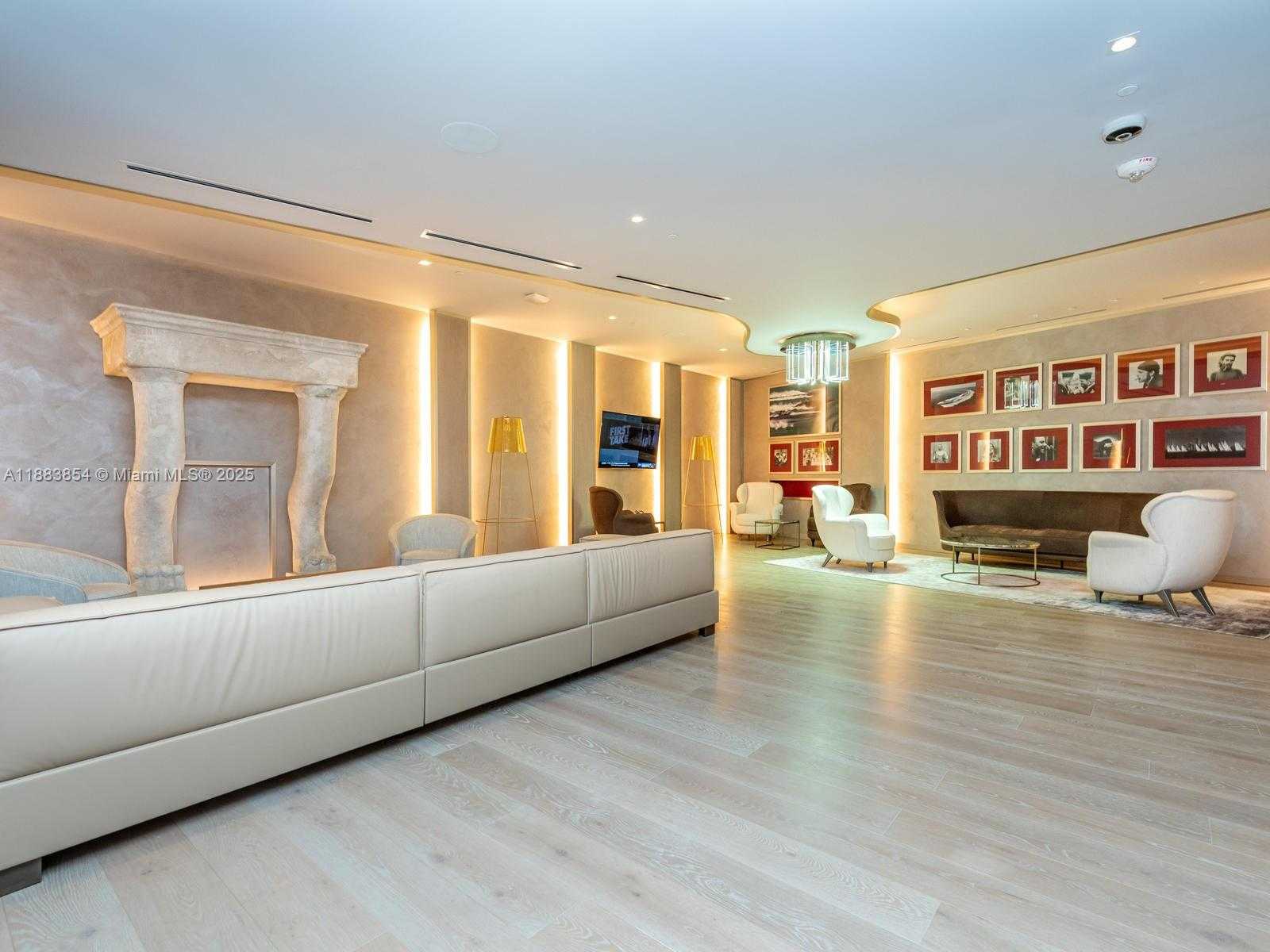 Small Image of 1000 BRICKELL PLZ #4005, Miami Number 33