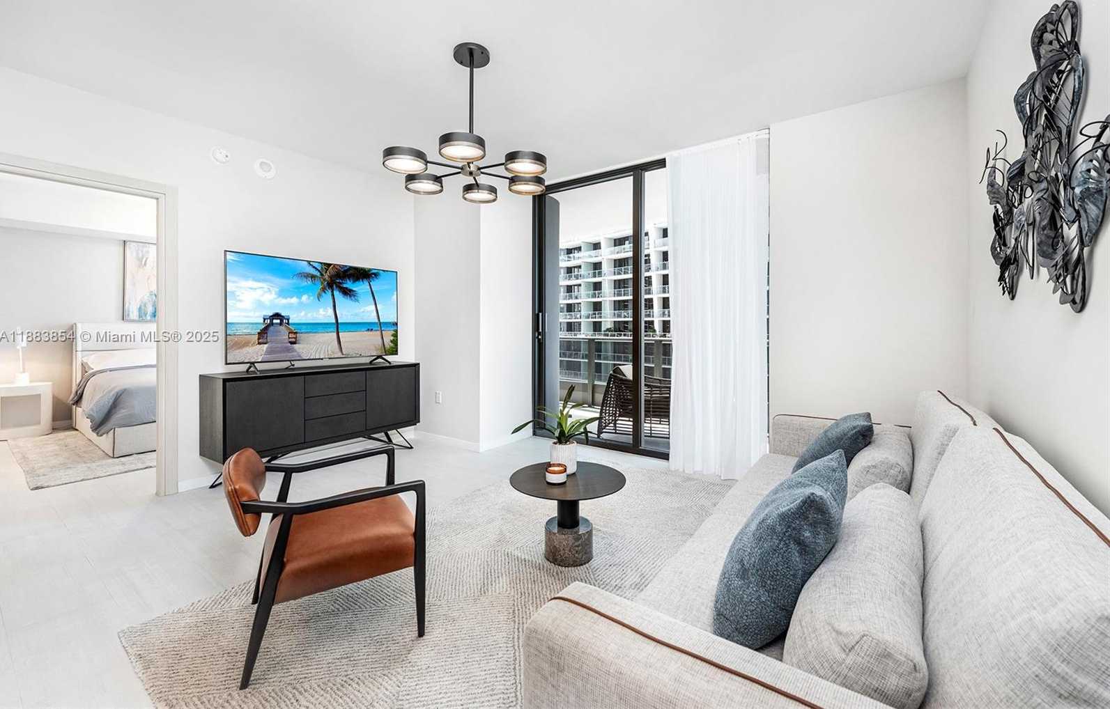 Small Image of 1000 BRICKELL PLZ #4005, Miami Number 4