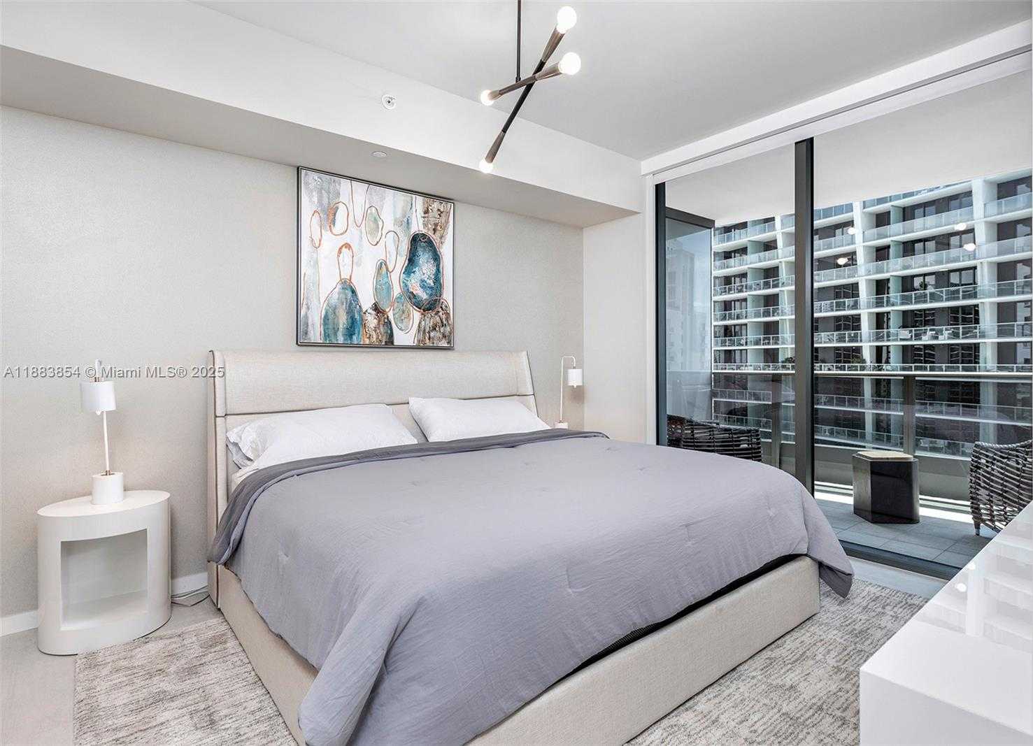 Small Image of 1000 BRICKELL PLZ #4005, Miami Number 9