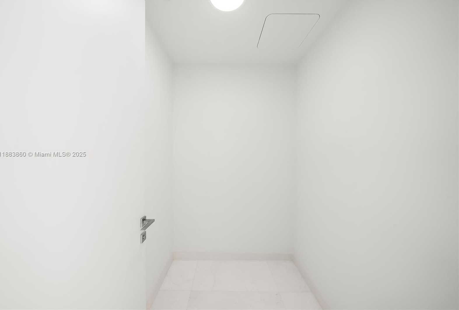 Small Image of 300 BISCAYNE BLVD WAY #4605, Miami Number 11