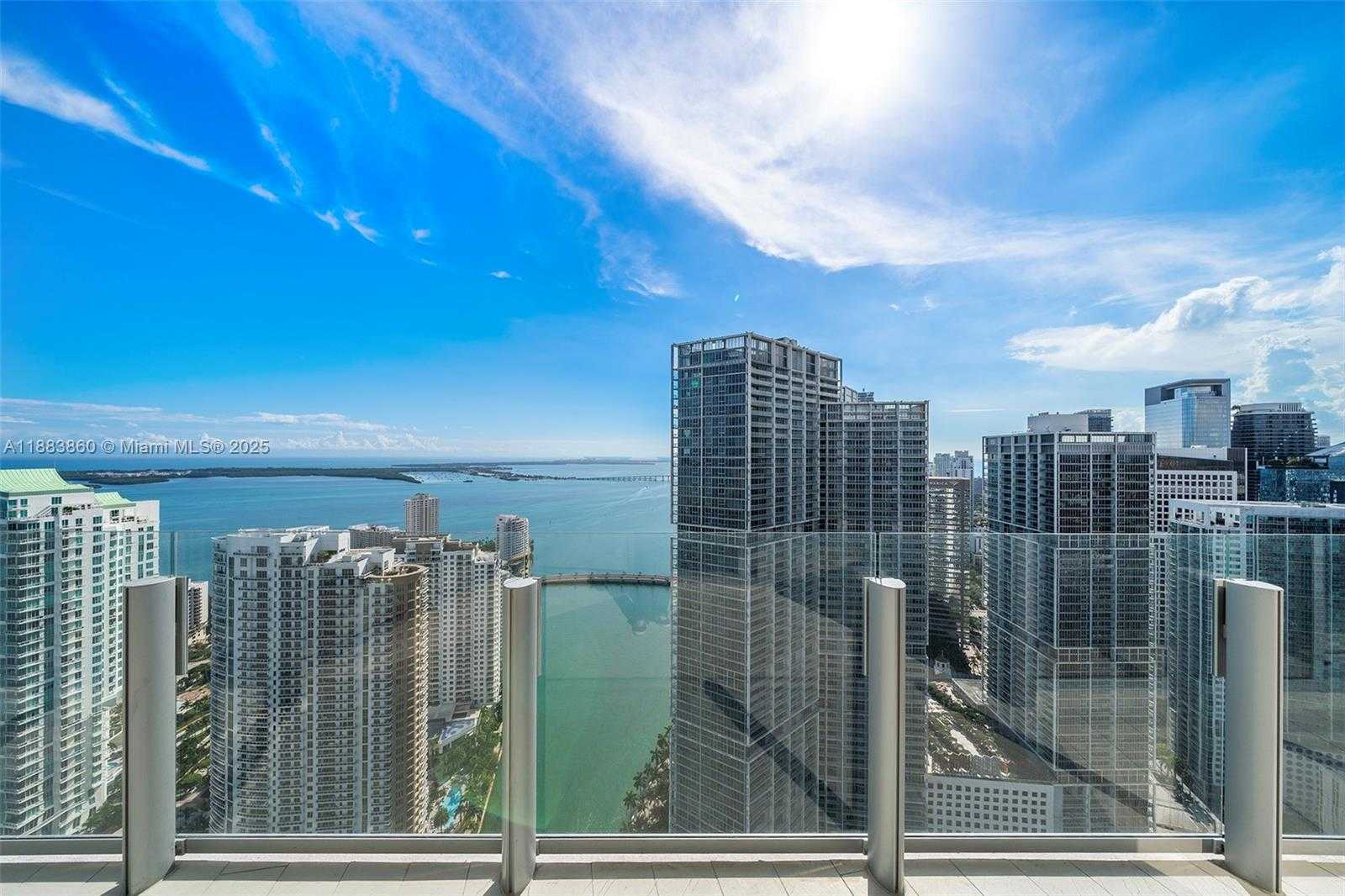 Small Image of 300 BISCAYNE BLVD WAY #4605, Miami Number 20