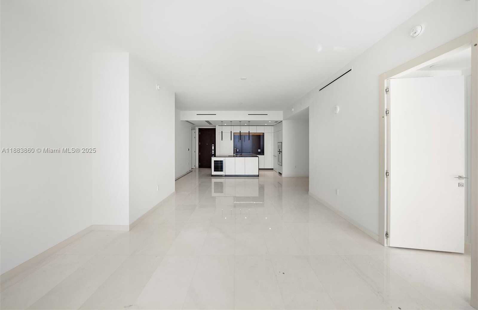Small Image of 300 BISCAYNE BLVD WAY #4605, Miami Number 5