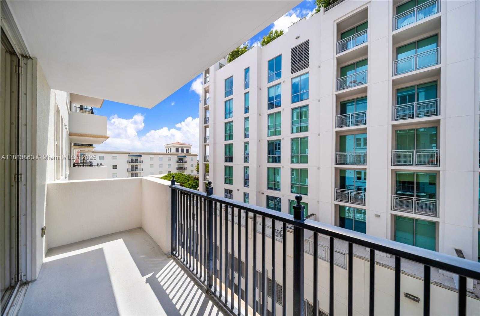 Small Image of 4100 SALZEDO ST #710, Coral Gables Number 16