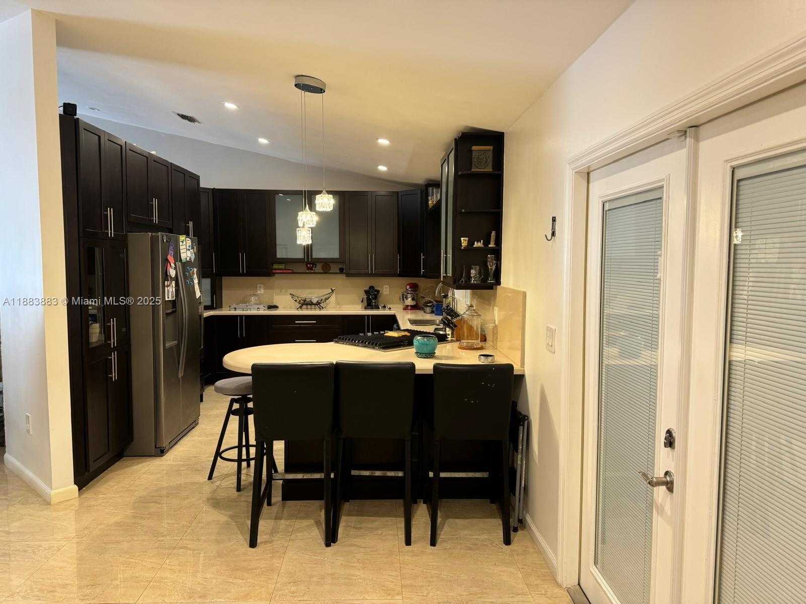 Small Image of 18864 NORTH WEST 89TH CT #18864, Hialeah Number 7