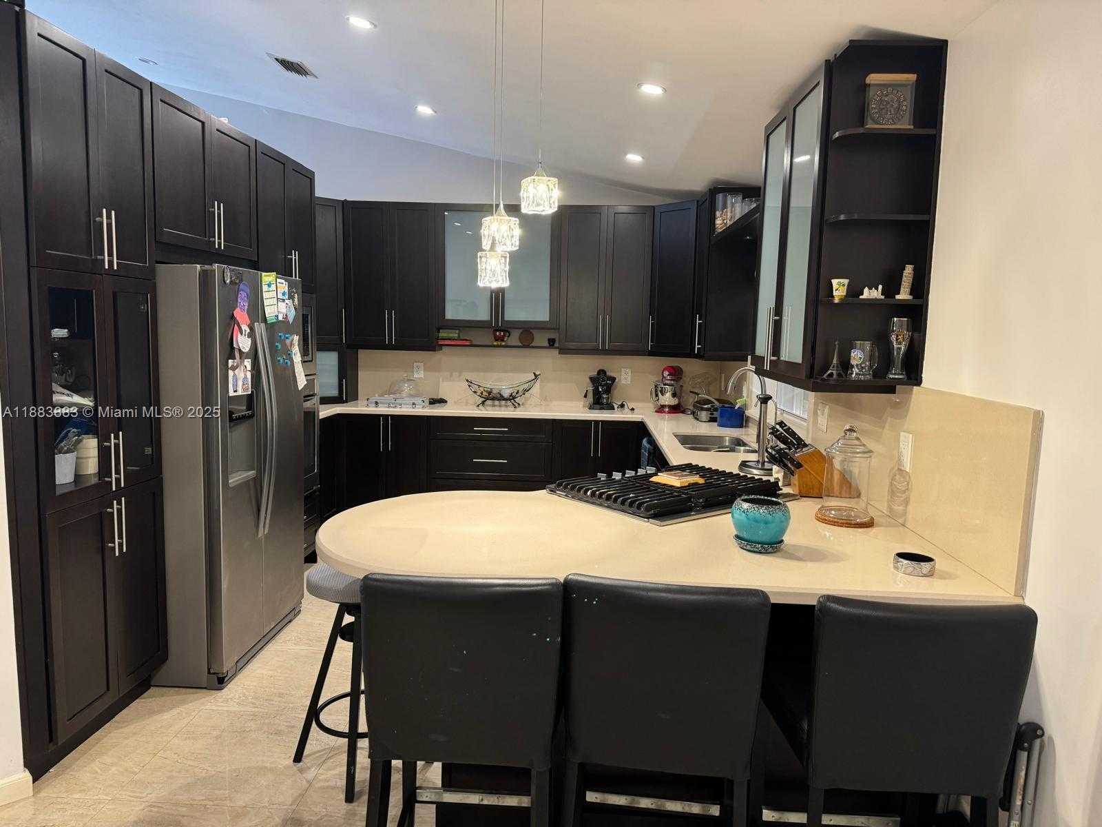 Small Image of 18864 NORTH WEST 89TH CT #18864, Hialeah Number 9