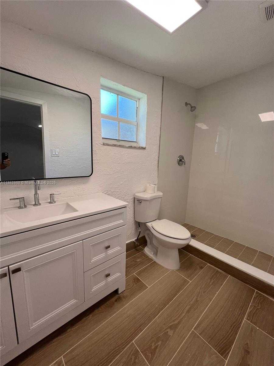 Small Image of 442 NORTH WEST 1ST WAY, Deerfield Beach Number 18
