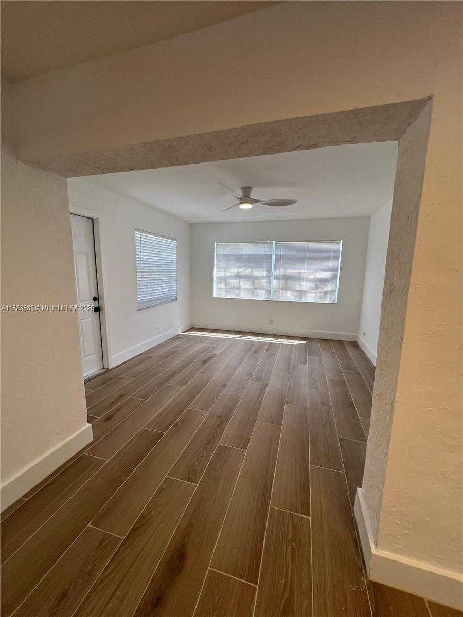 Small Image of 442 NORTH WEST 1ST WAY, Deerfield Beach Number 3