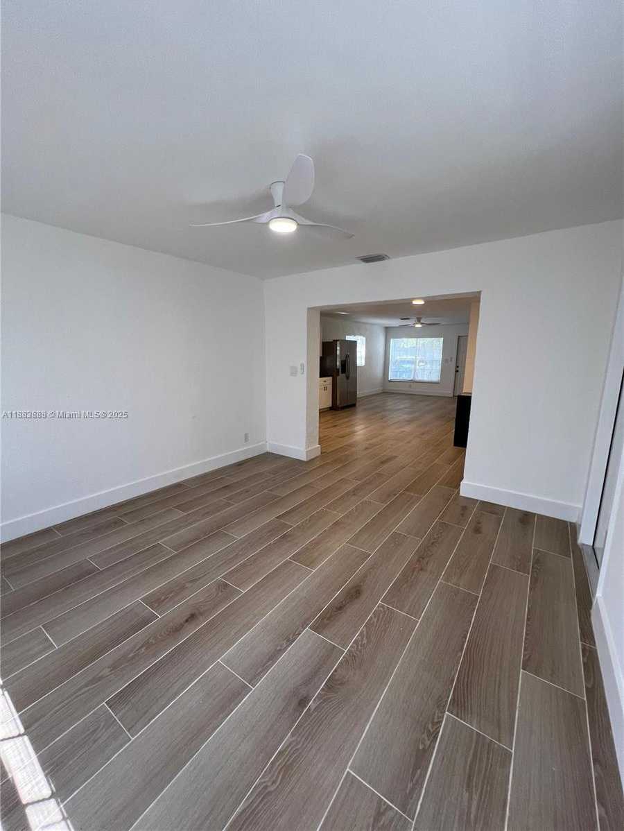 Small Image of 442 NORTH WEST 1ST WAY, Deerfield Beach Number 5