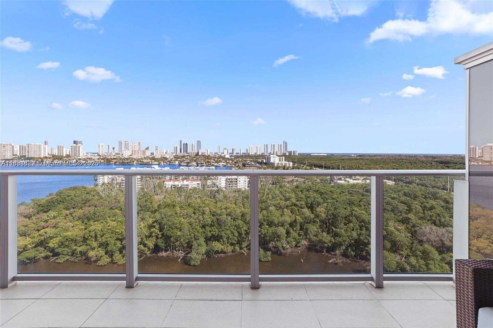 Small Image of 16385 BISCAYNE BLVD #1717, North Miami Beach Number 30