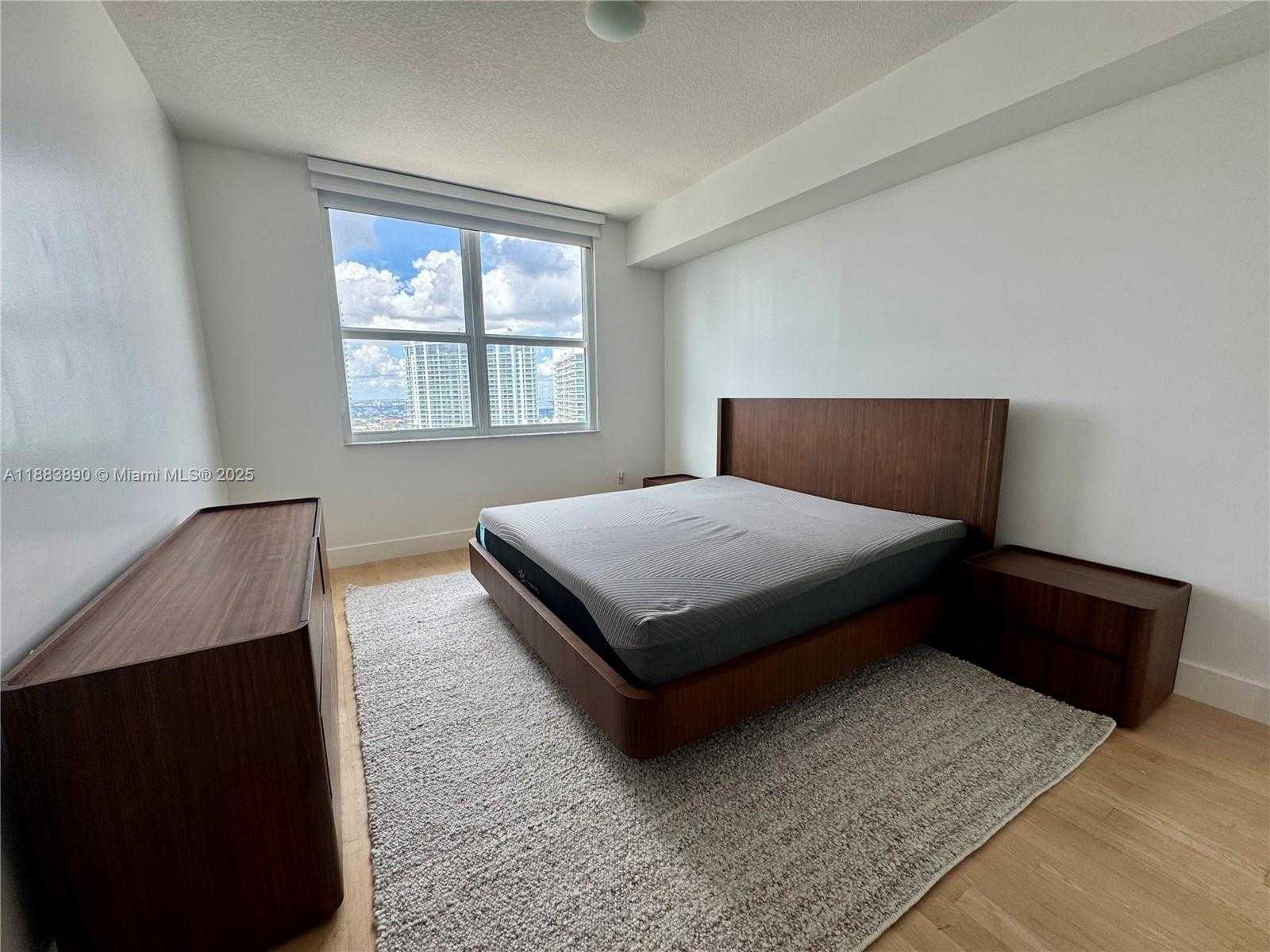 Small Image of 31 SOUTH EAST 5TH ST #3817, Miami Number 10