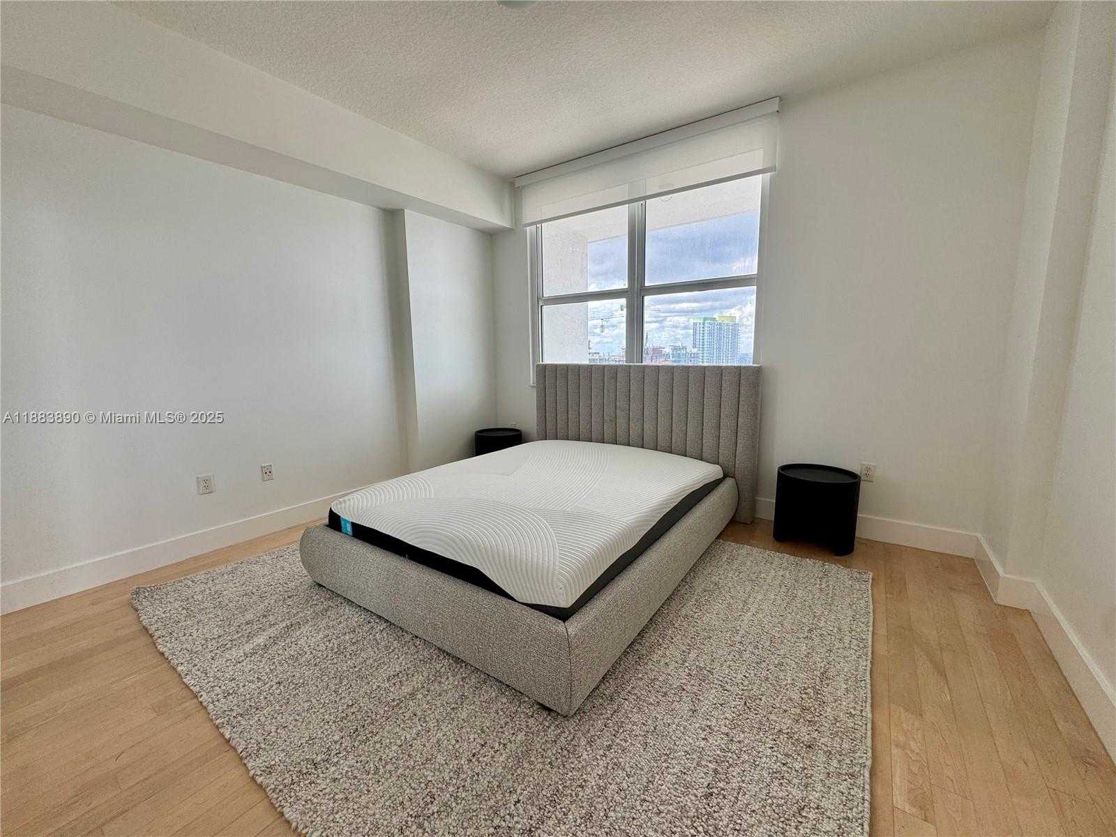 Small Image of 31 SOUTH EAST 5TH ST #3817, Miami Number 13