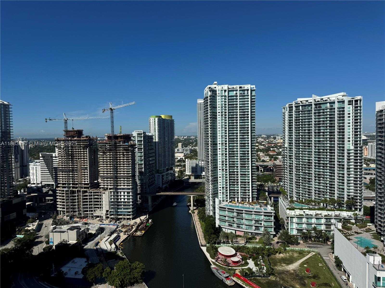 Small Image of 31 SOUTH EAST 5TH ST #3817, Miami Number 15