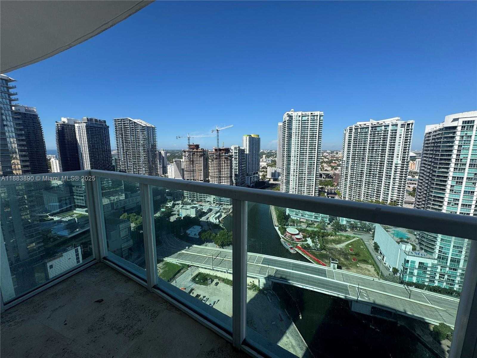 Small Image of 31 SOUTH EAST 5TH ST #3817, Miami Number 2