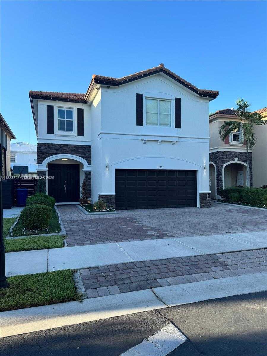 Small Image of 11229 NORTH WEST 44TH TER, Doral Number 23