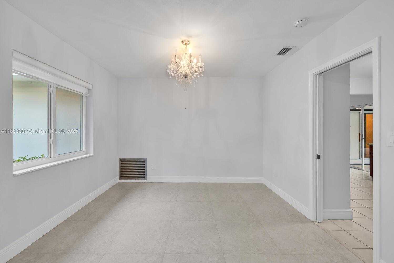 Small Image of 8445 SOUTH WEST 147TH ST, Palmetto Bay Number 10